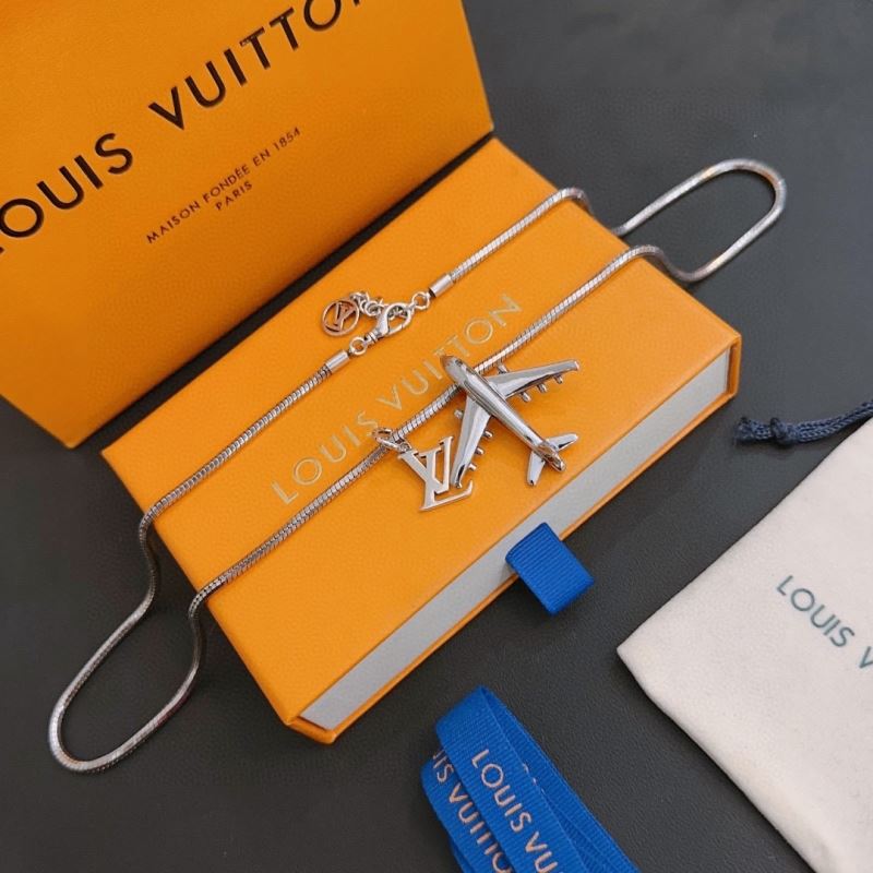 Louis Vuitton Necklaces